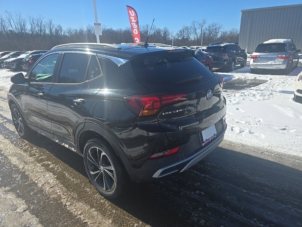 Used 2020 Buick Encore GX Select image 11