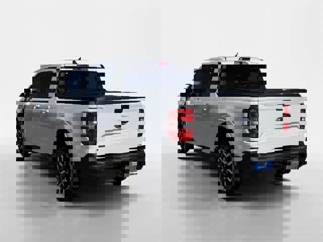 Used 2024 Ford Maverick Lariat image 9