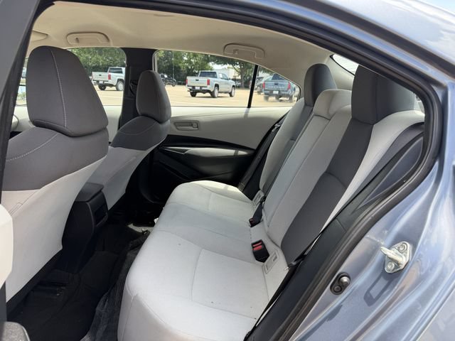 Used 2022 Toyota Corolla LE FWD image 25