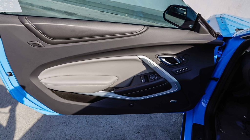 Used 2023 Chevrolet Camaro SS RWD image 25