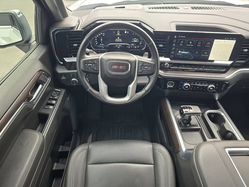 Used 2022 GMC Sierra 1500 SLT w/ SLT Convenience Package AWD/4WD image 16