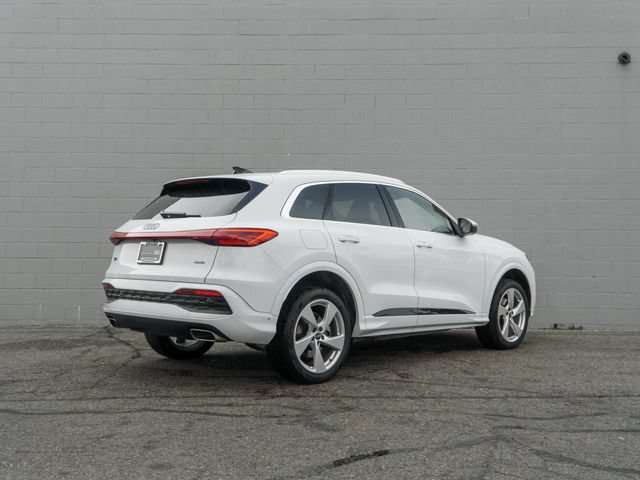 Used 2025 Audi Q5 Premium Plus w/ Premium Plus AWD/4WD image 7