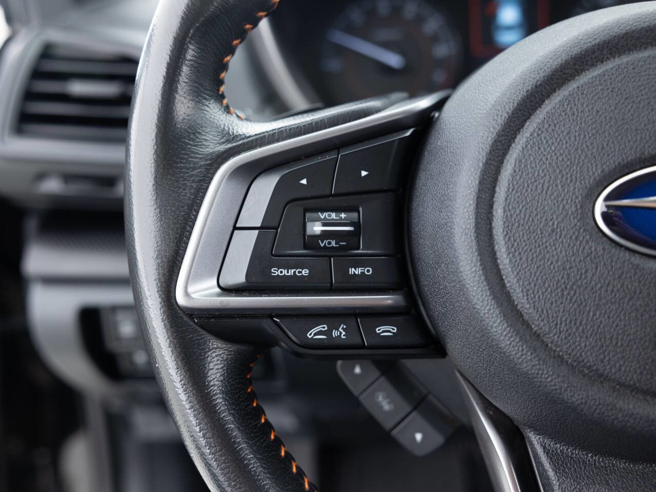 Used 2019 Subaru Crosstrek 2.0i Premium w/ Eyesight System image 36