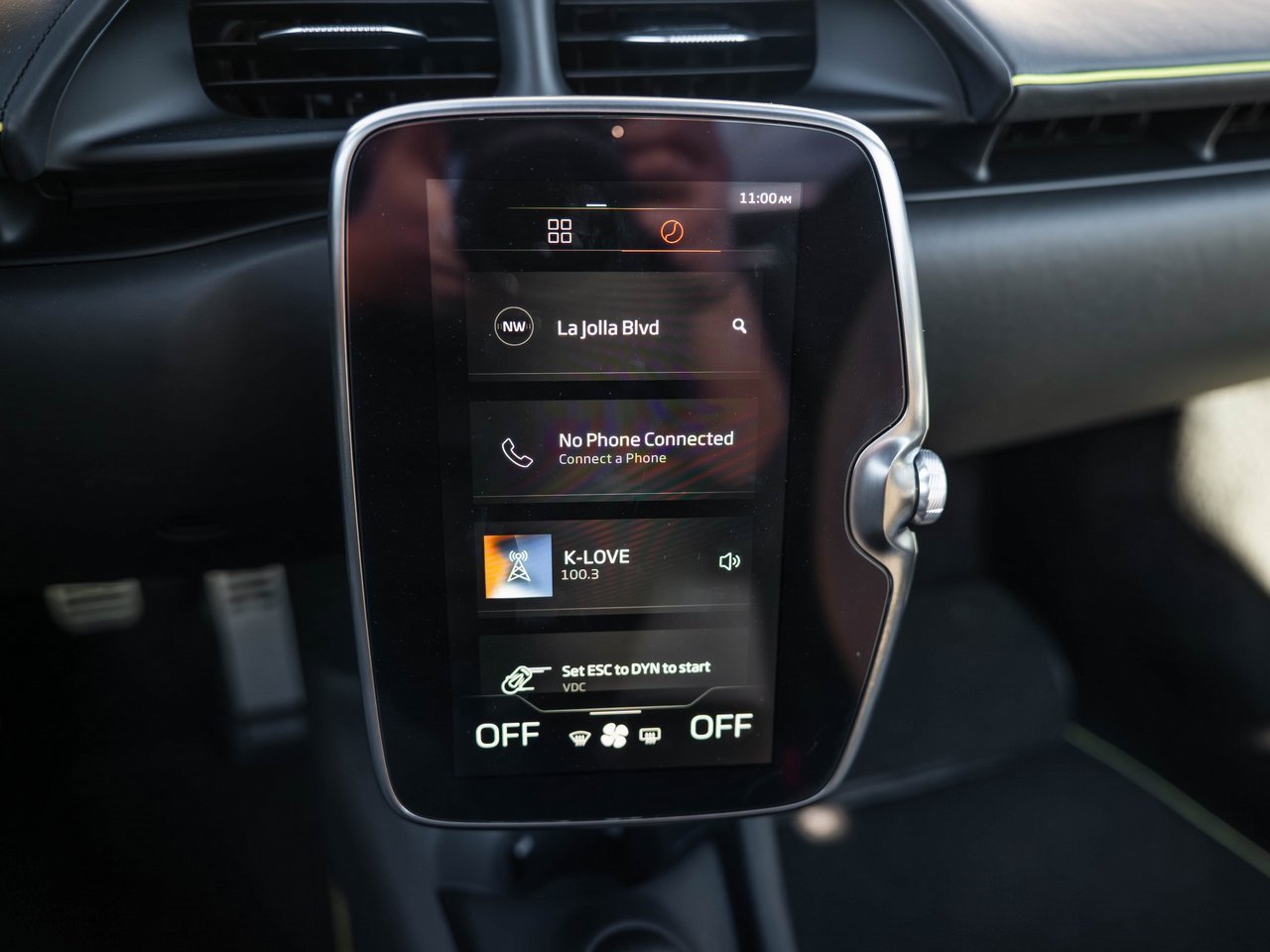 Used 2023 McLaren Artura image 18