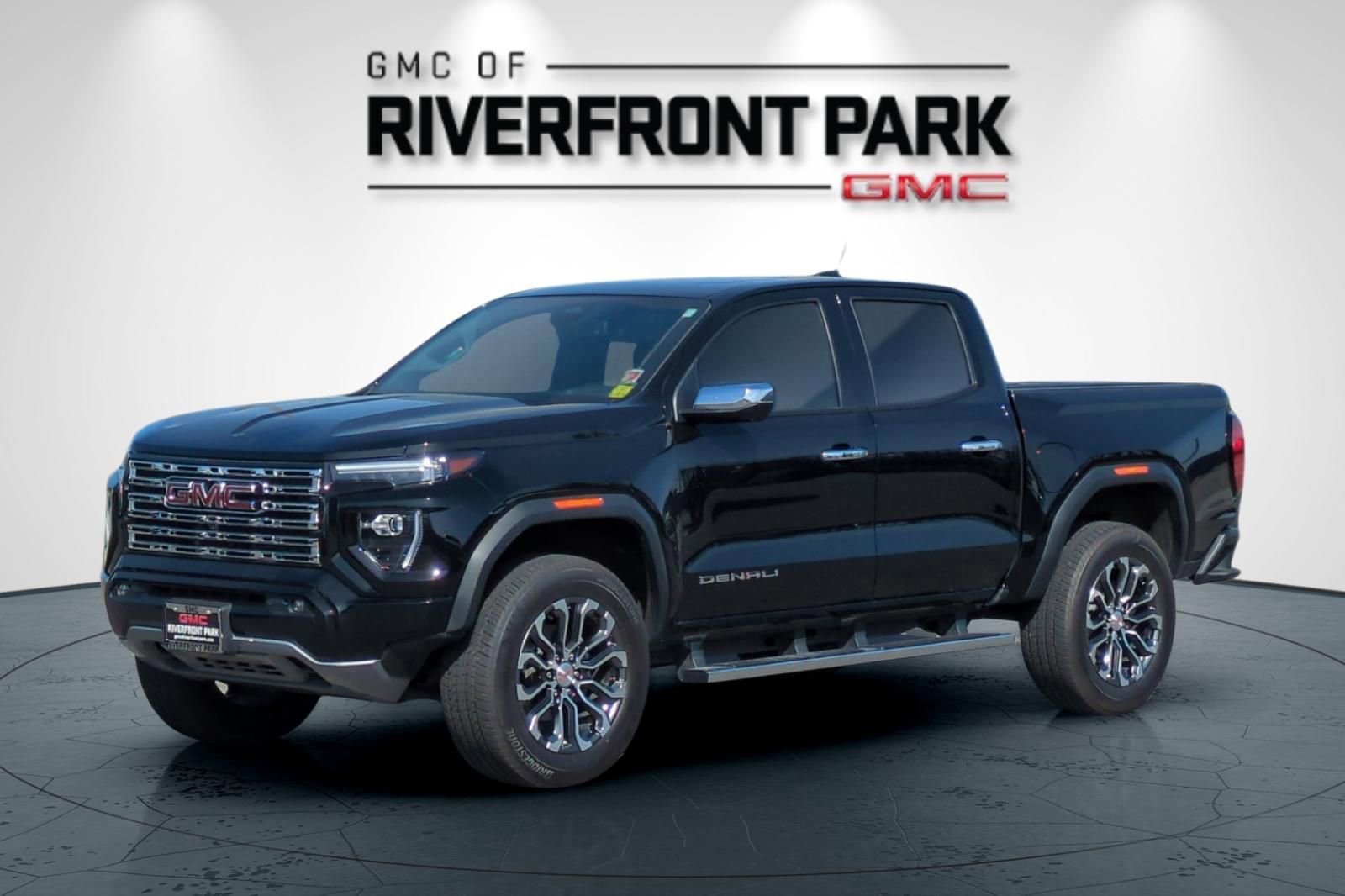 Used 2023 GMC Canyon Denali AWD/4WD image 7