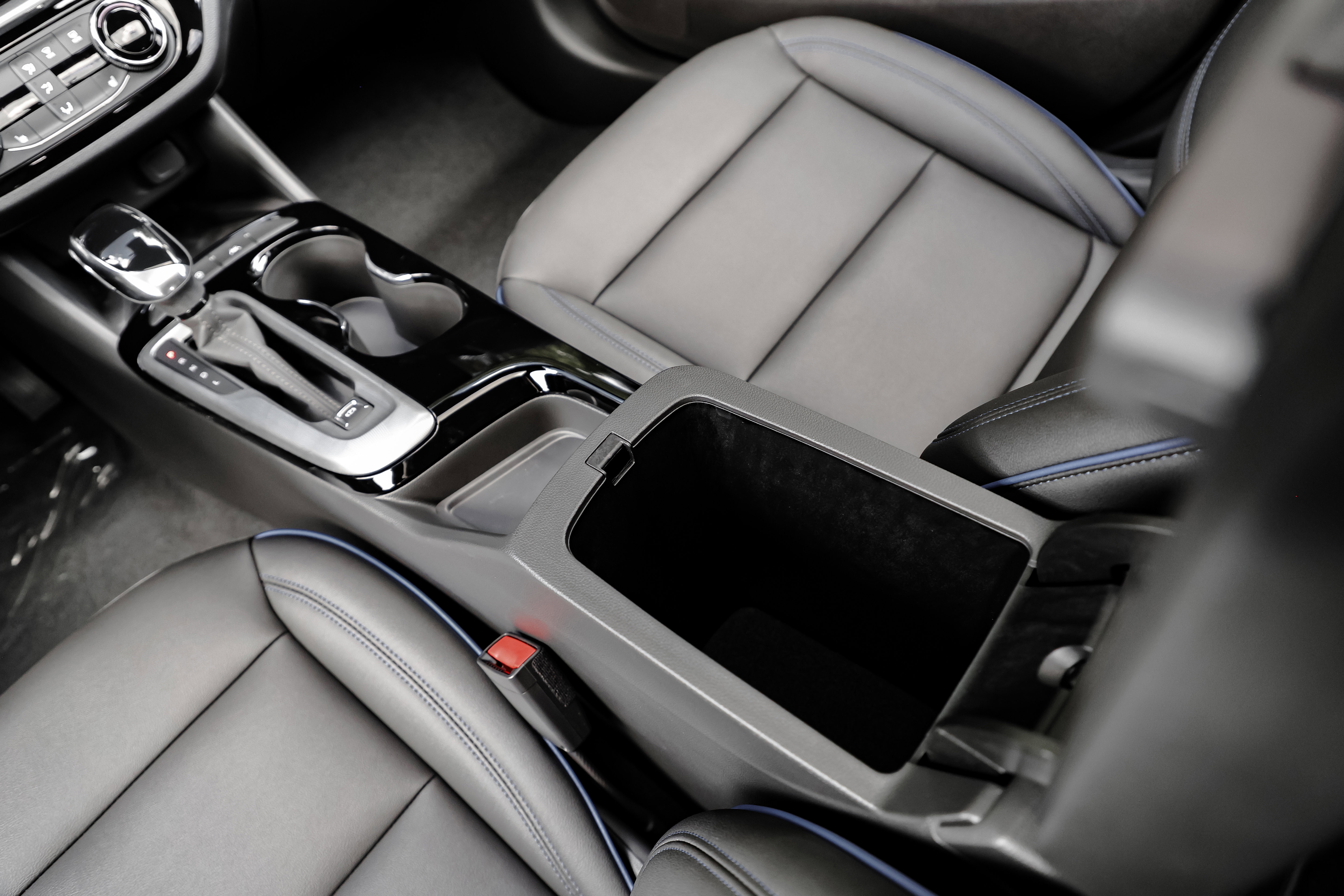 New 2025 Buick Envista Sport Touring w/ Convenience I Package image 32