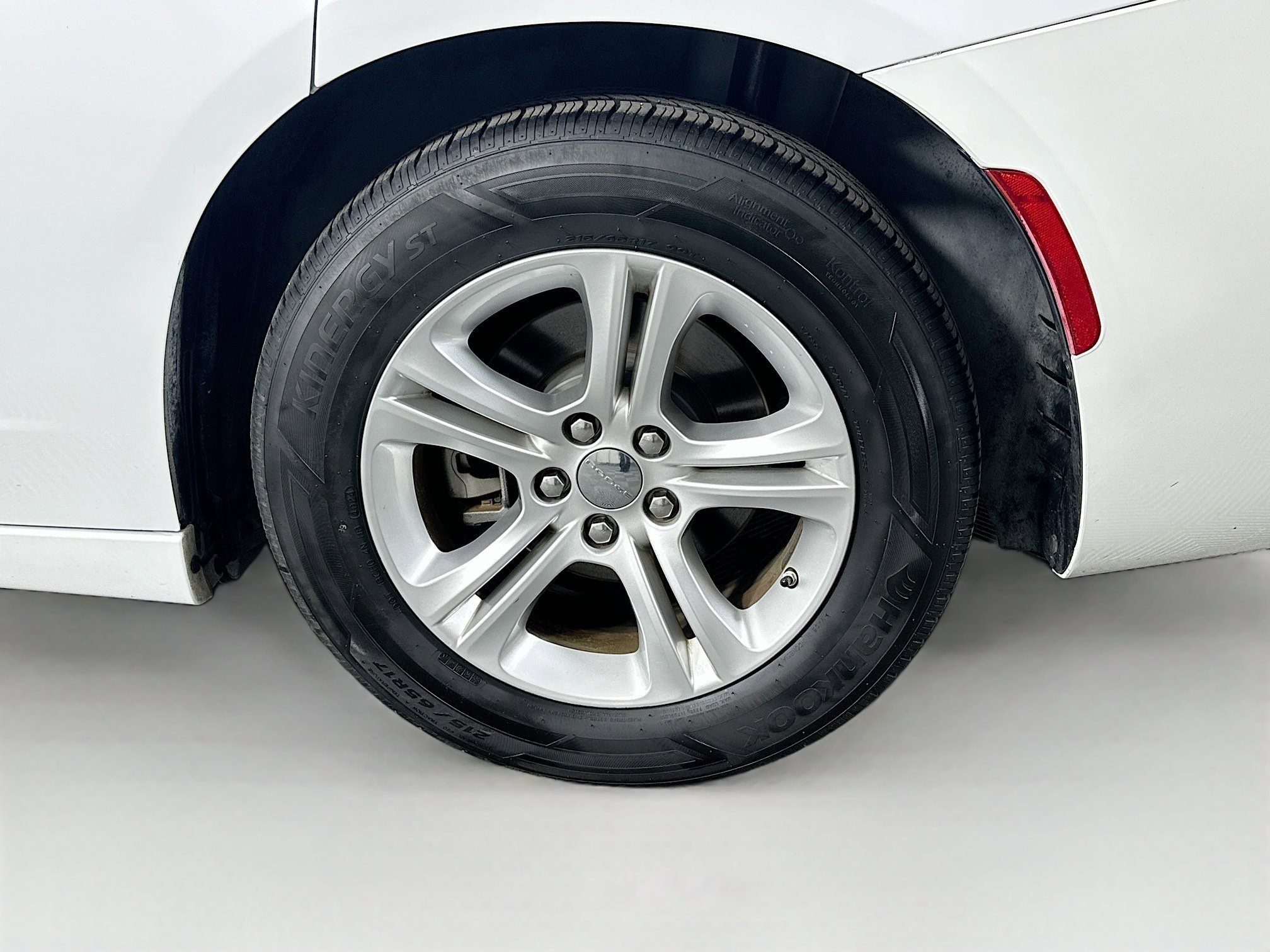 Used 2023 Dodge Charger SXT RWD image 11