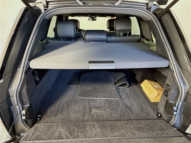 Certified 2022 Land Rover Range Rover Westminster Edition image 28