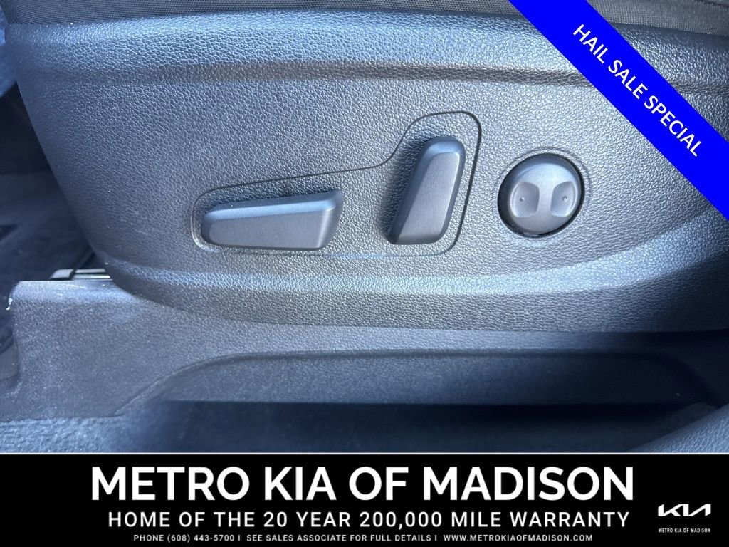 Used 2024 Kia Telluride S w/ S Sunroof Package FWD image 13