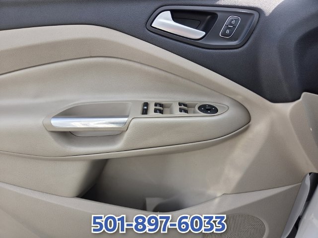 Certified 2018 Ford Escape SE FWD image 30