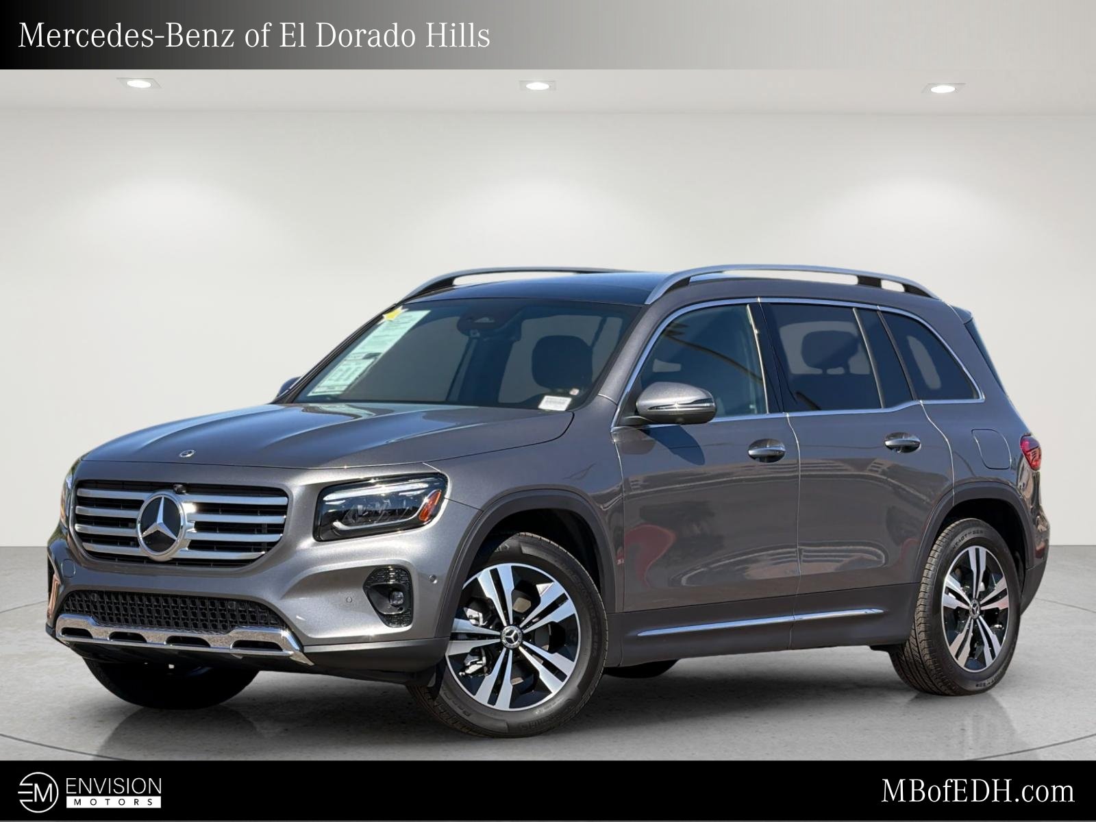 Used 2026 Mercedes-Benz GLB 250 4MATIC image 1