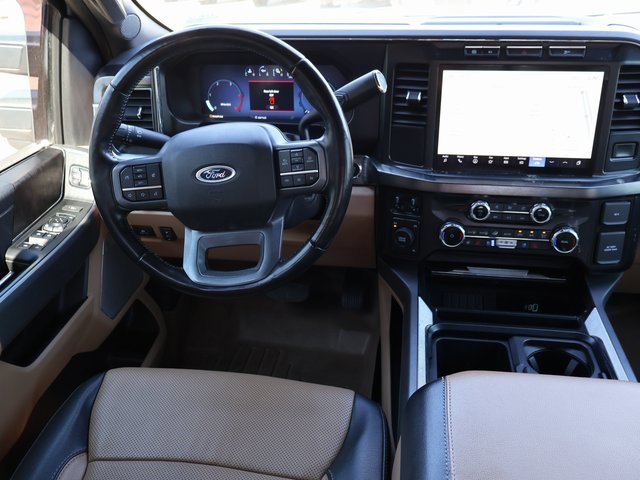 Used 2023 Ford F350 Lariat image 13