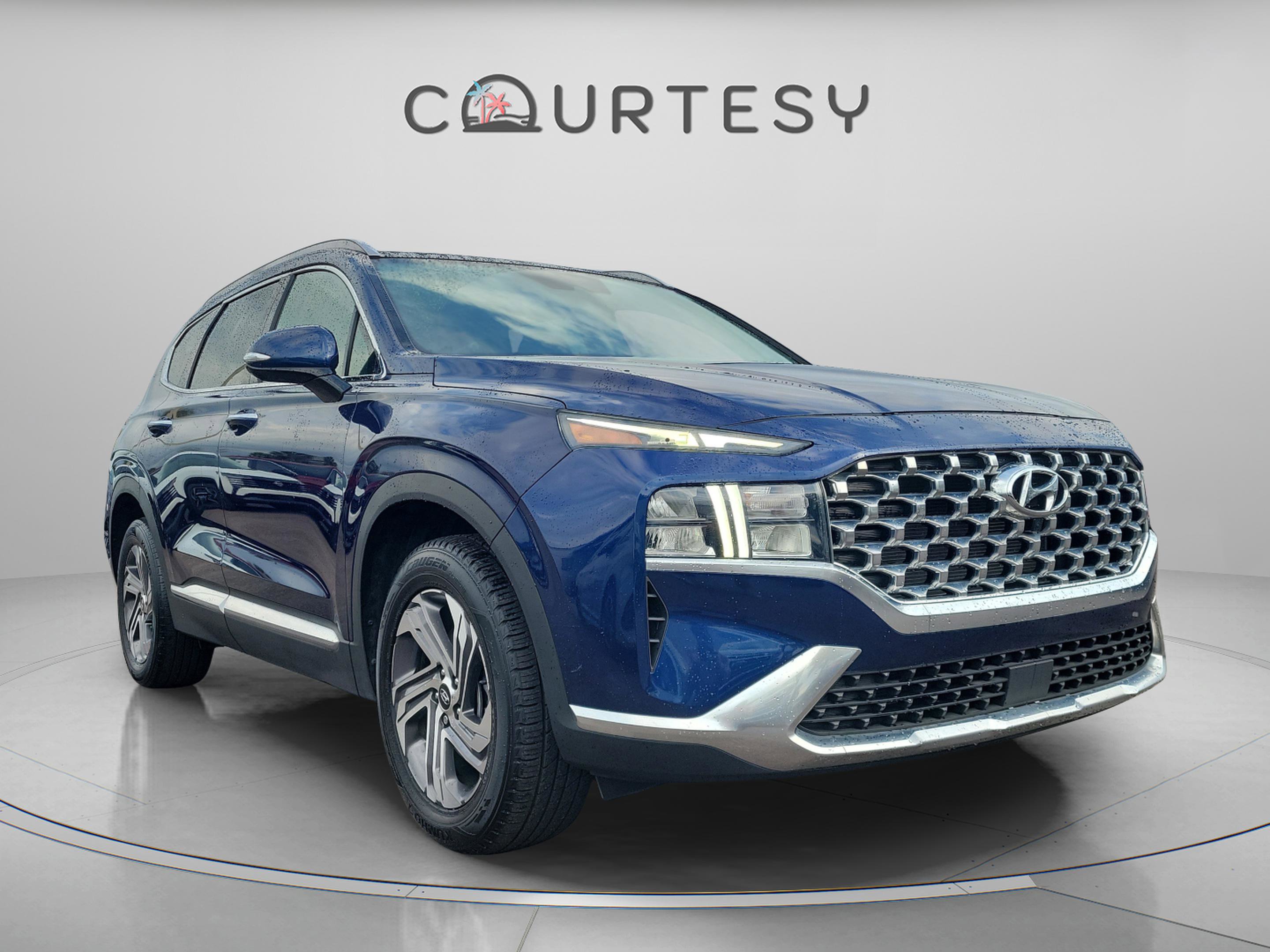 Used 2023 Hyundai Santa Fe SEL w/ Premium Package image 4