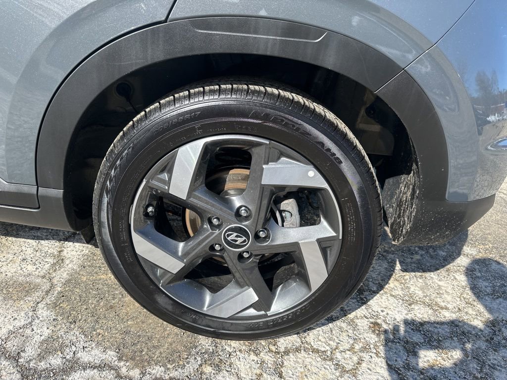 Used 2026 Hyundai Venue SEL image 27
