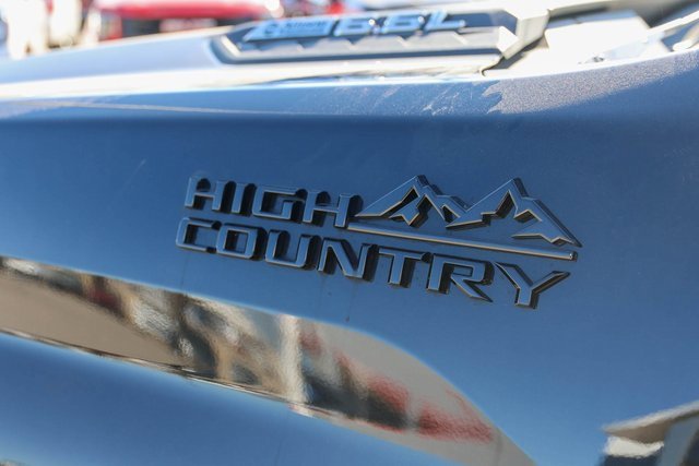 Used 2024 Chevrolet Silverado 3500 High Country w/ Technology Package image 8