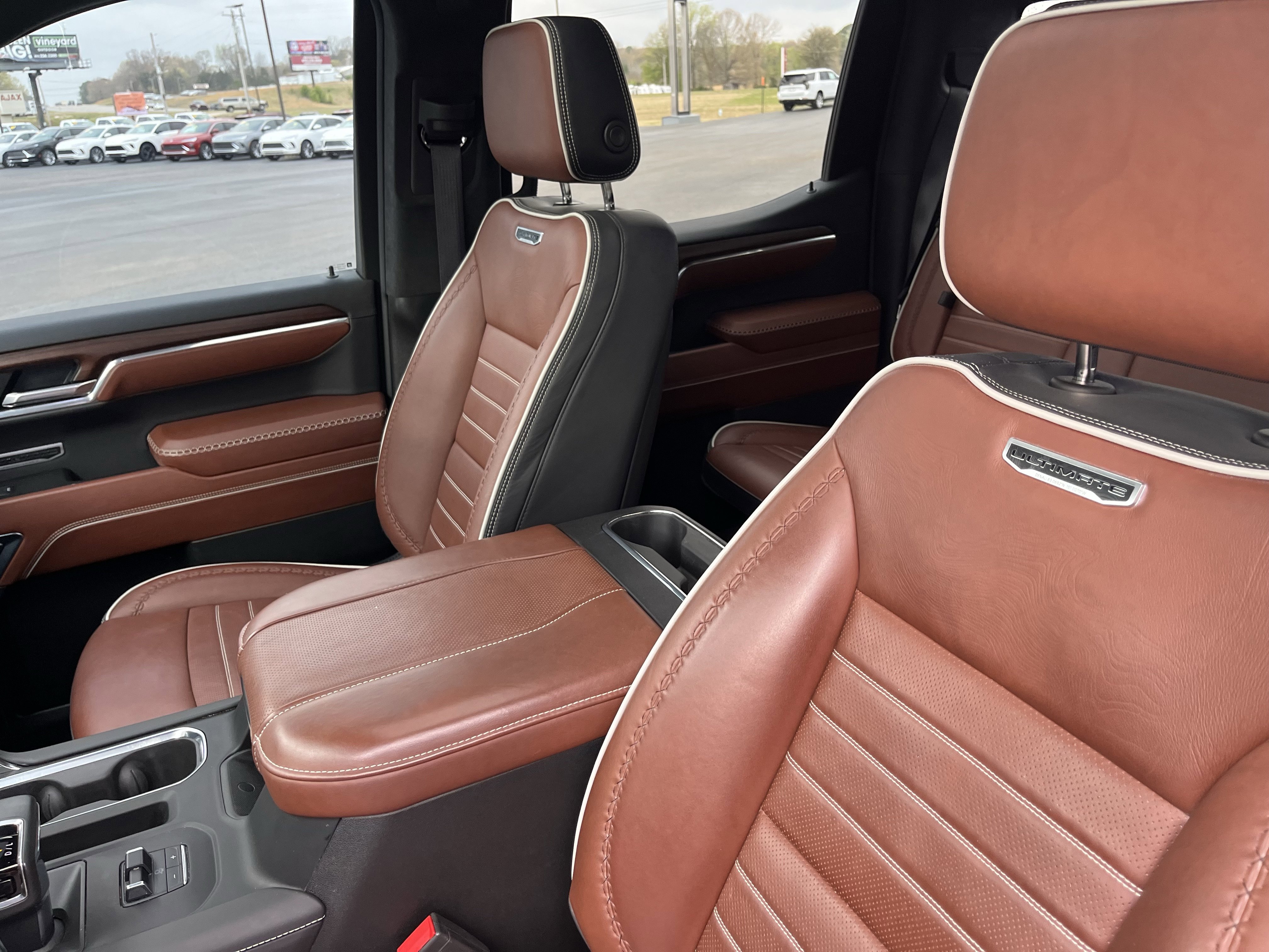 Used 2024 GMC Sierra 1500 Denali Ultimate image 6