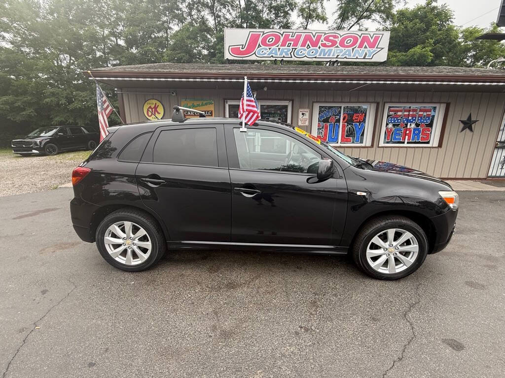 Used 2012 Mitsubishi Outlander Sport SE FWD image 2
