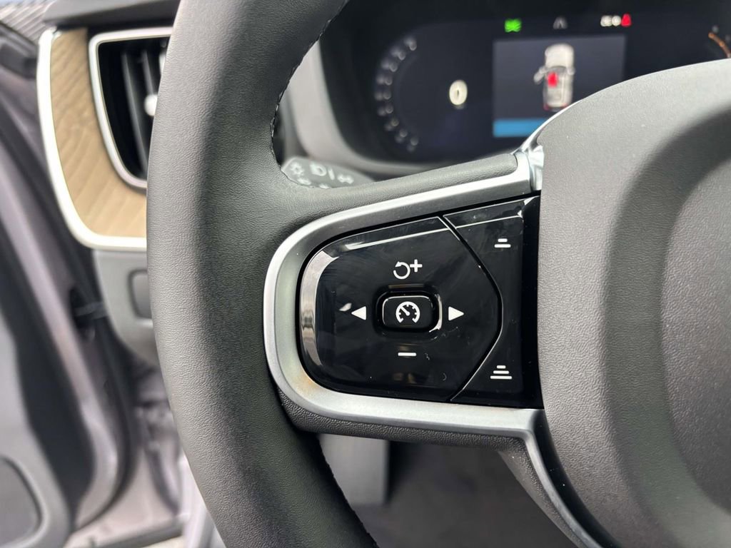 New 2026 Volvo XC60 B5 Plus w/ Protection Package Premier image 17