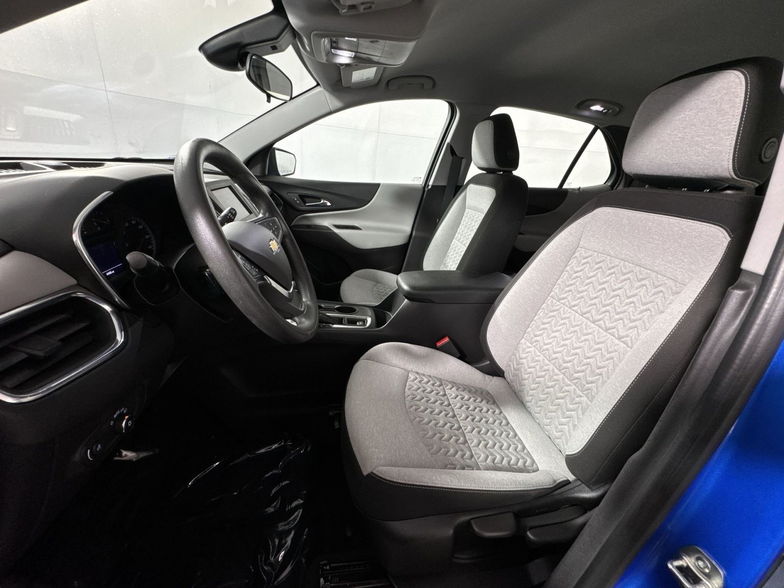 Used 2024 Chevrolet Equinox LS w/ Driver Confidence II Package FWD image 13