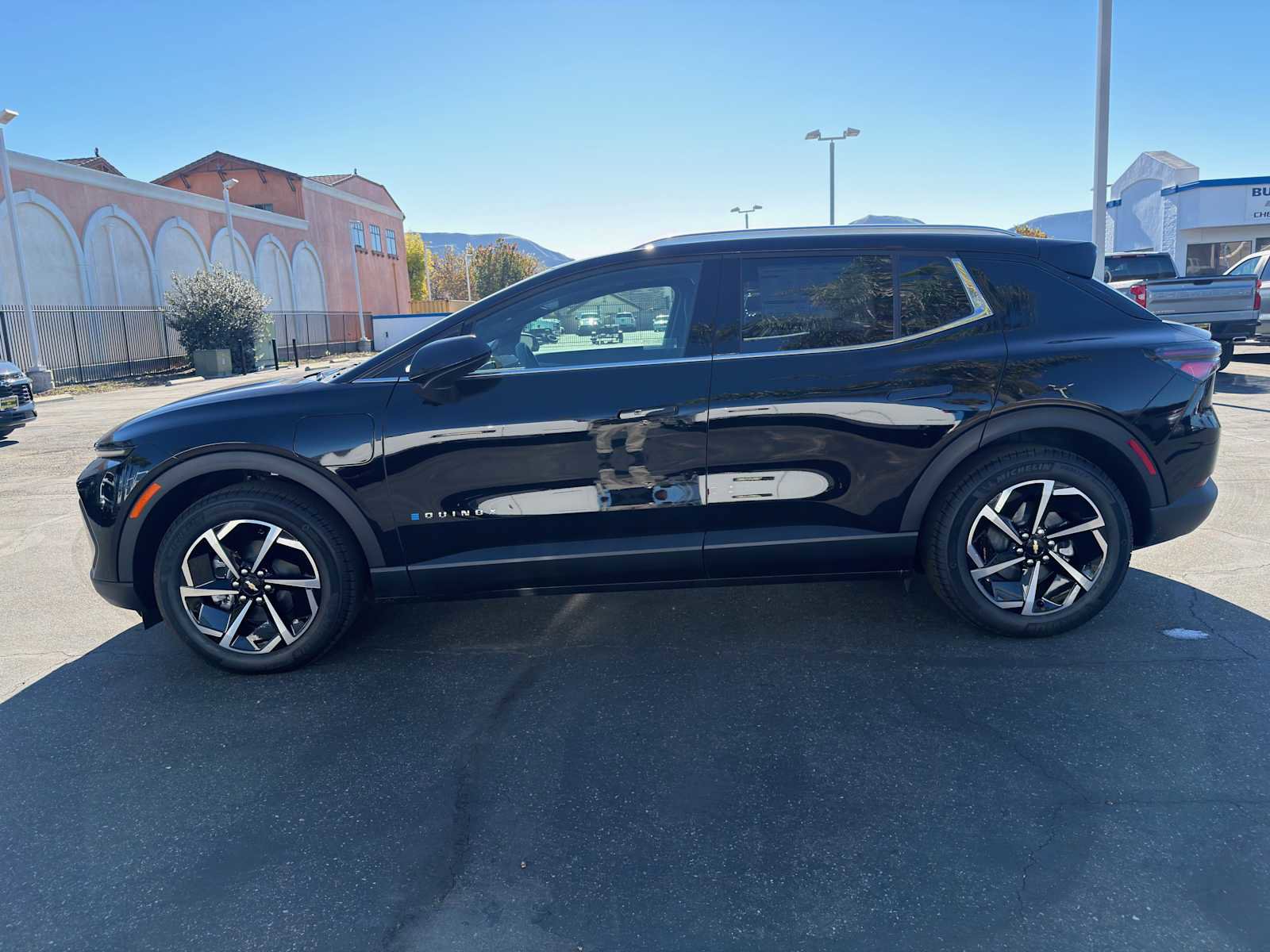 New 2026 Chevrolet Equinox EV LT image 5