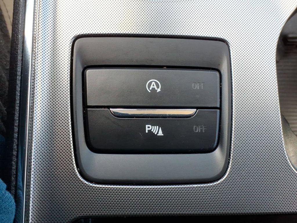 Certified 2023 Ford Edge Titanium image 18