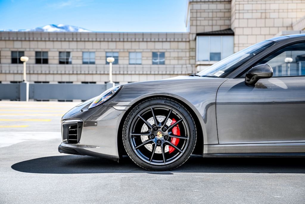 Used 2017 Porsche 911 Carrera 4S image 6