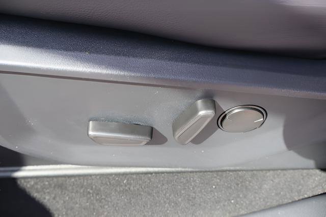 New 2026 Ford F250 Lariat w/ Lariat Ultimate Package image 17