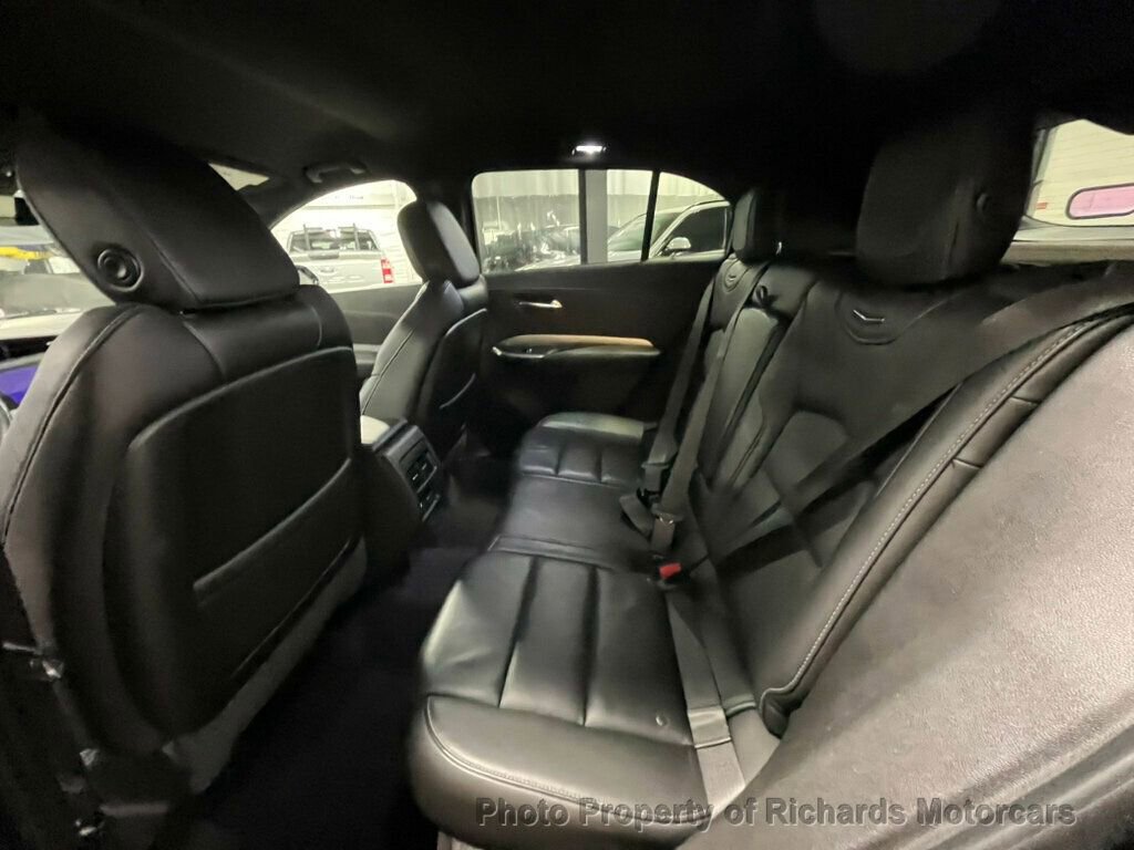 Used 2019 Cadillac XT4 Premium Luxury AWD/4WD image 14
