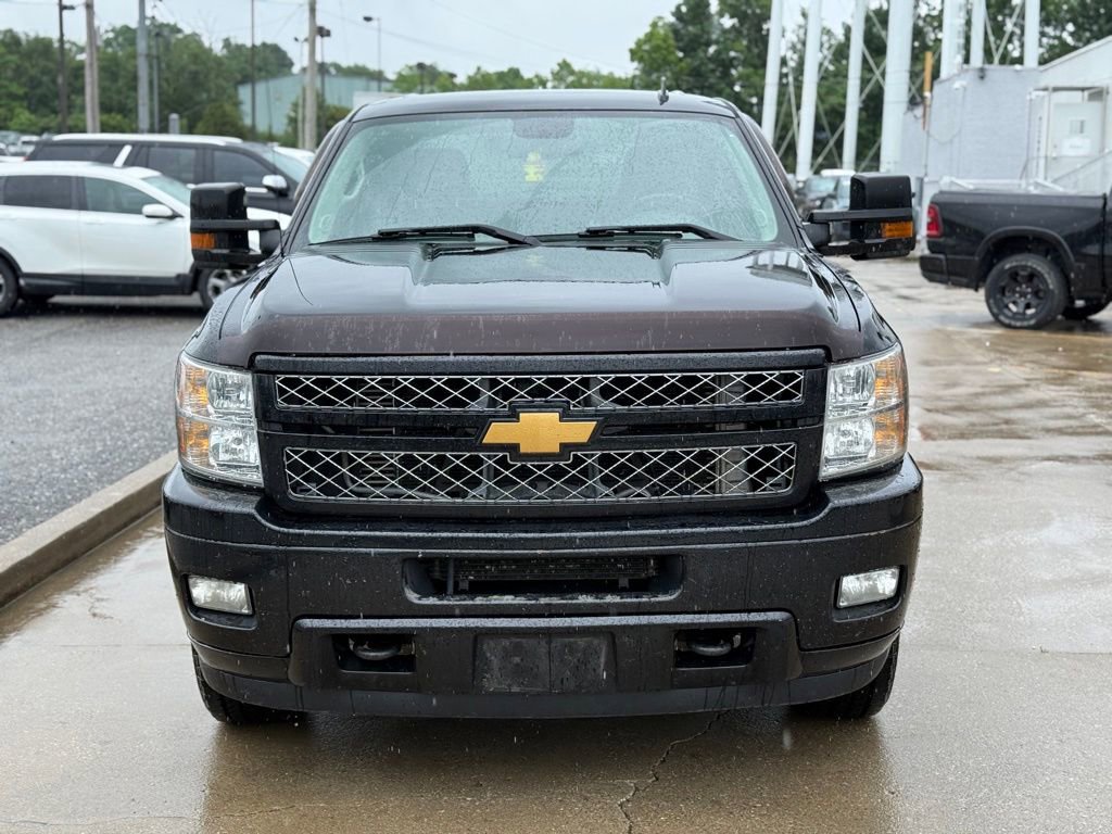 Used 2012 Chevrolet Silverado 2500 LTZ w/ LTZ Plus Package AWD/4WD image 3