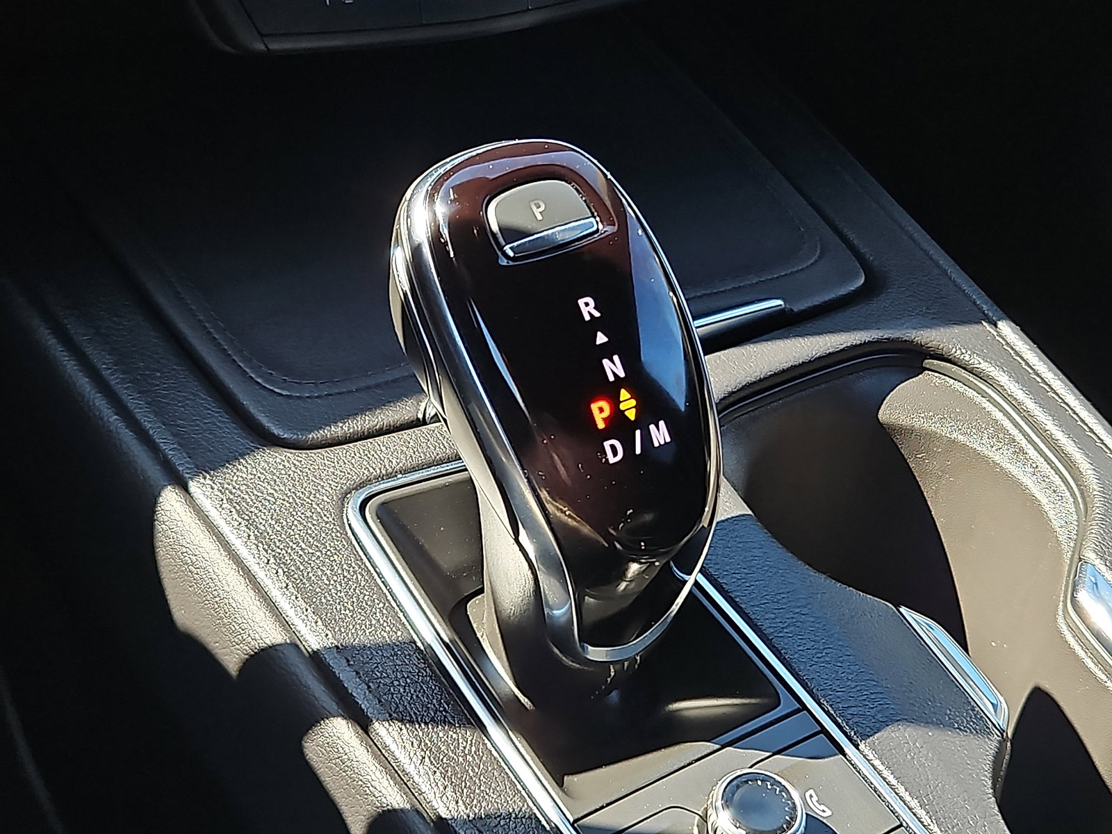 Certified 2024 Cadillac XT4 Premium Luxury image 14