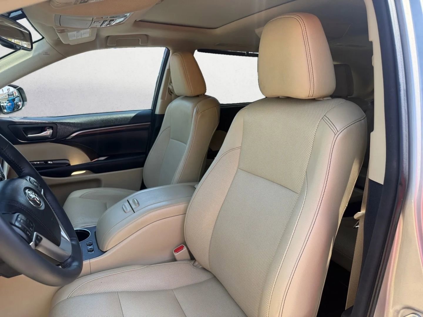 Used 2016 Toyota Highlander Limited image 16