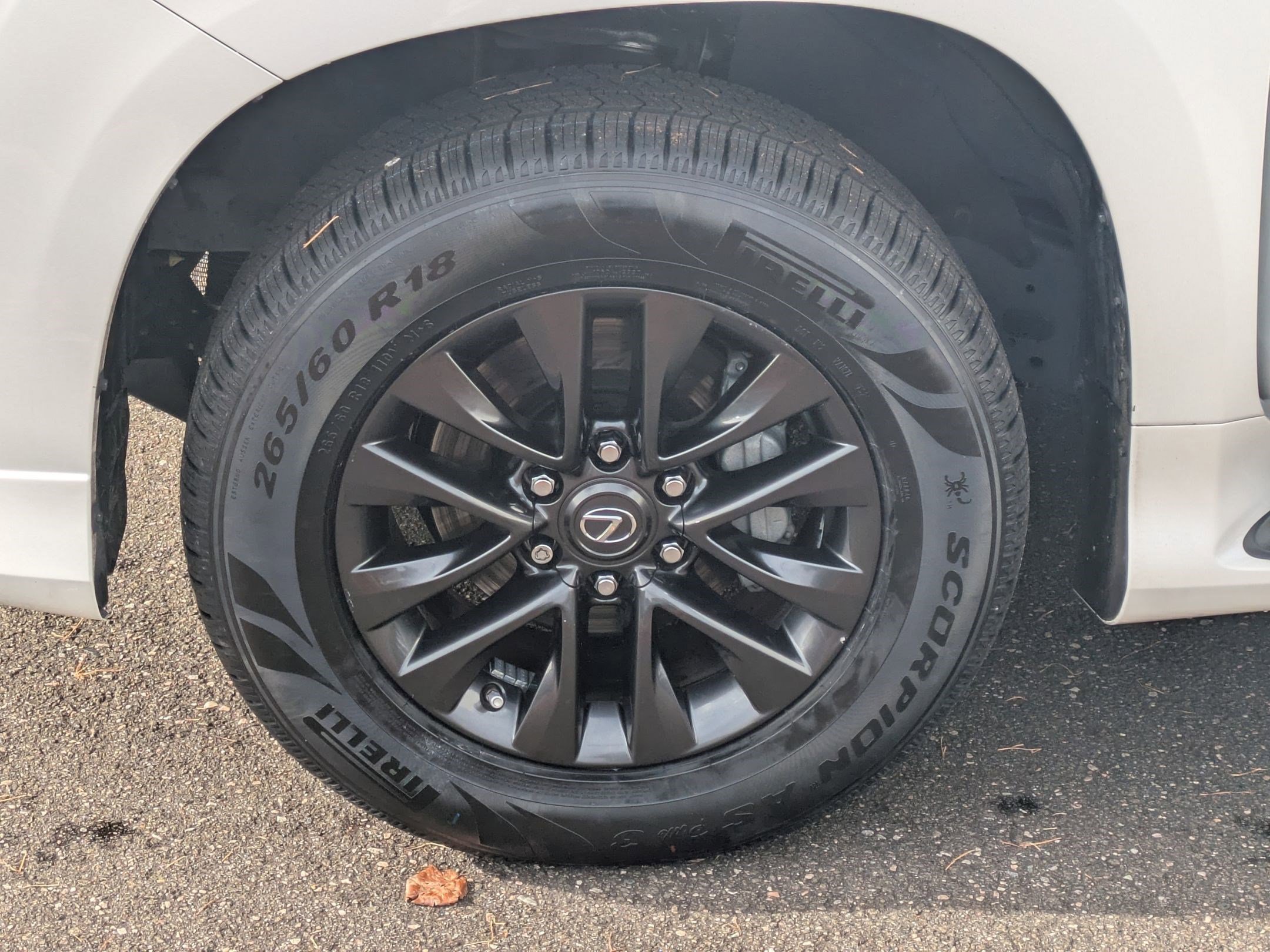 Used 2021 Lexus GX 460 Premium w/ Premium Package image 28