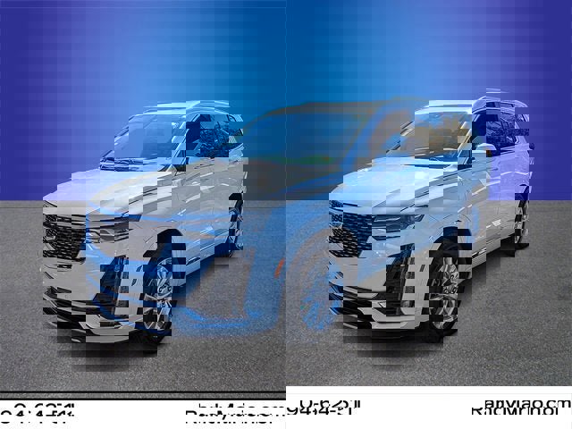 New 2025 Cadillac XT6 Luxury