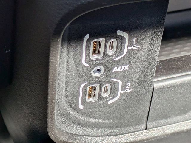 Used 2024 RAM 2500 Tradesman w/ Chrome Appearance Group image 22