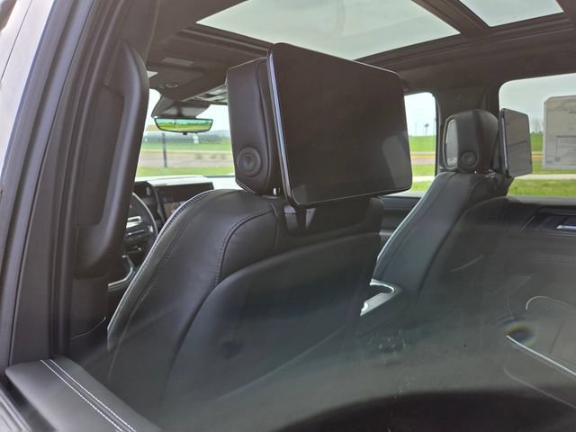 New 2026 GMC Yukon XL AT4 Ultimate AWD/4WD image 48