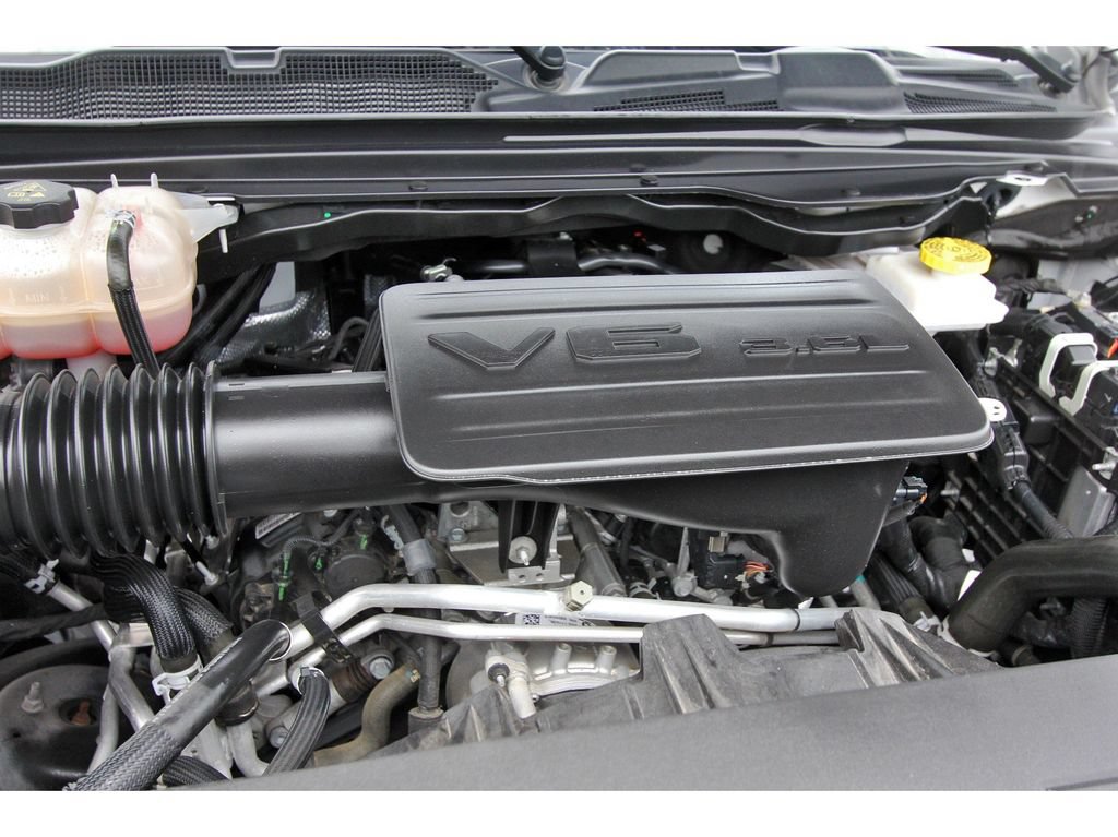 Used 2025 RAM 1500 Lone Star AWD/4WD image 32