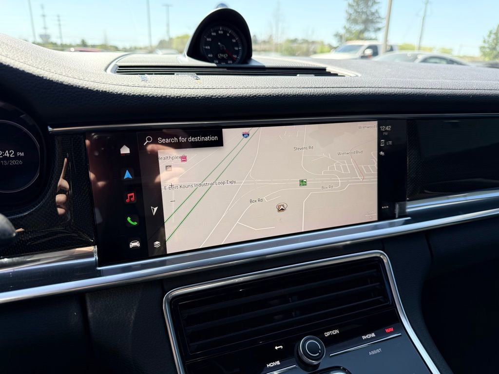 Used 2023 Porsche Panamera 4 Platinum Edition image 20