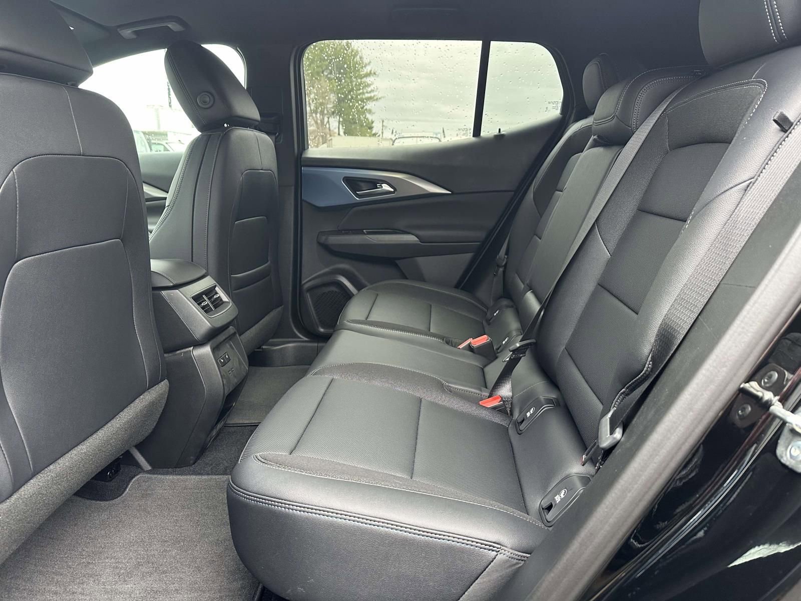 New 2026 Chevrolet Equinox EV LT w/ Convenience Package II image 21