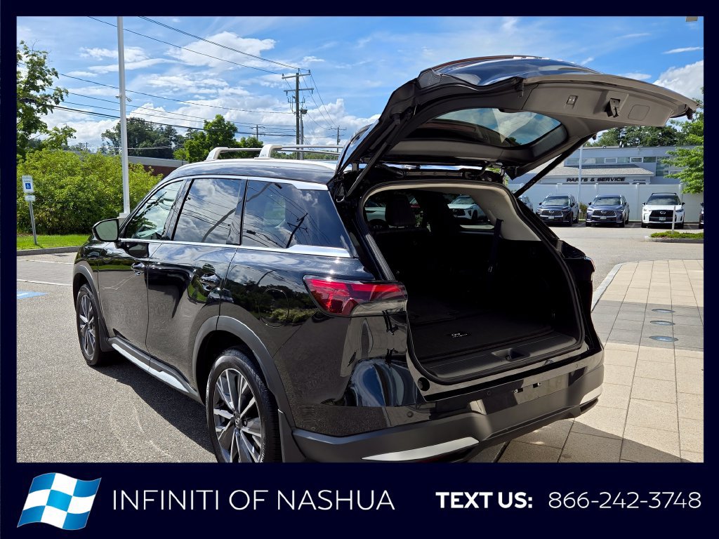 Certified 2026 INFINITI QX60 Luxe w/ Cargo Package AWD/4WD image 19