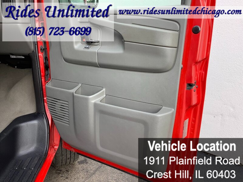 Used 2006 Chevrolet Express 3500 Extended Passenger w/ LT Preferred Equipment Group RWD image 22