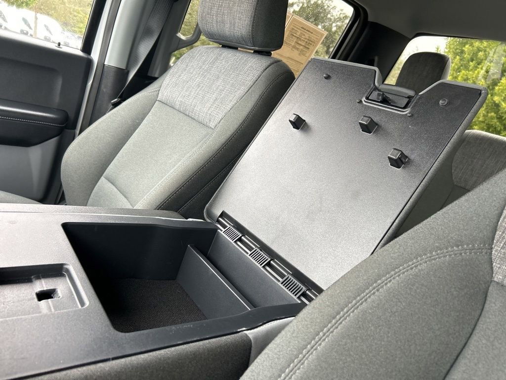 Used 2025 Ford F350 XLT image 35