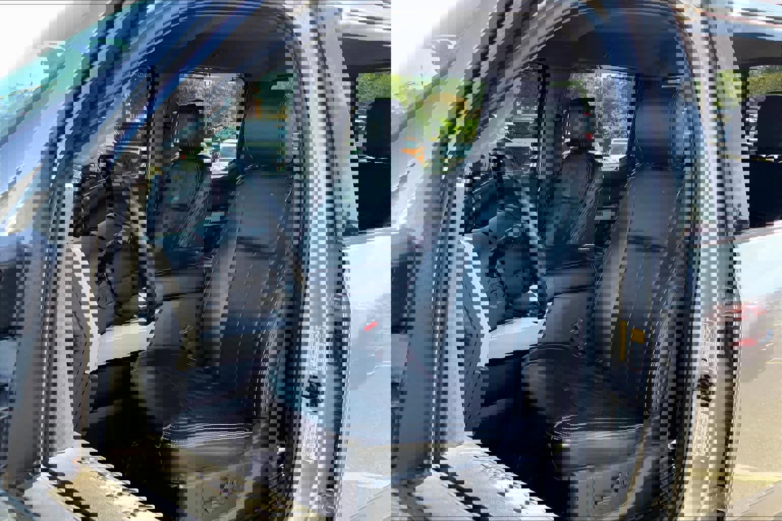 Used 2020 Ford F250 Lariat w/ Lariat Ultimate Package AWD/4WD image 8