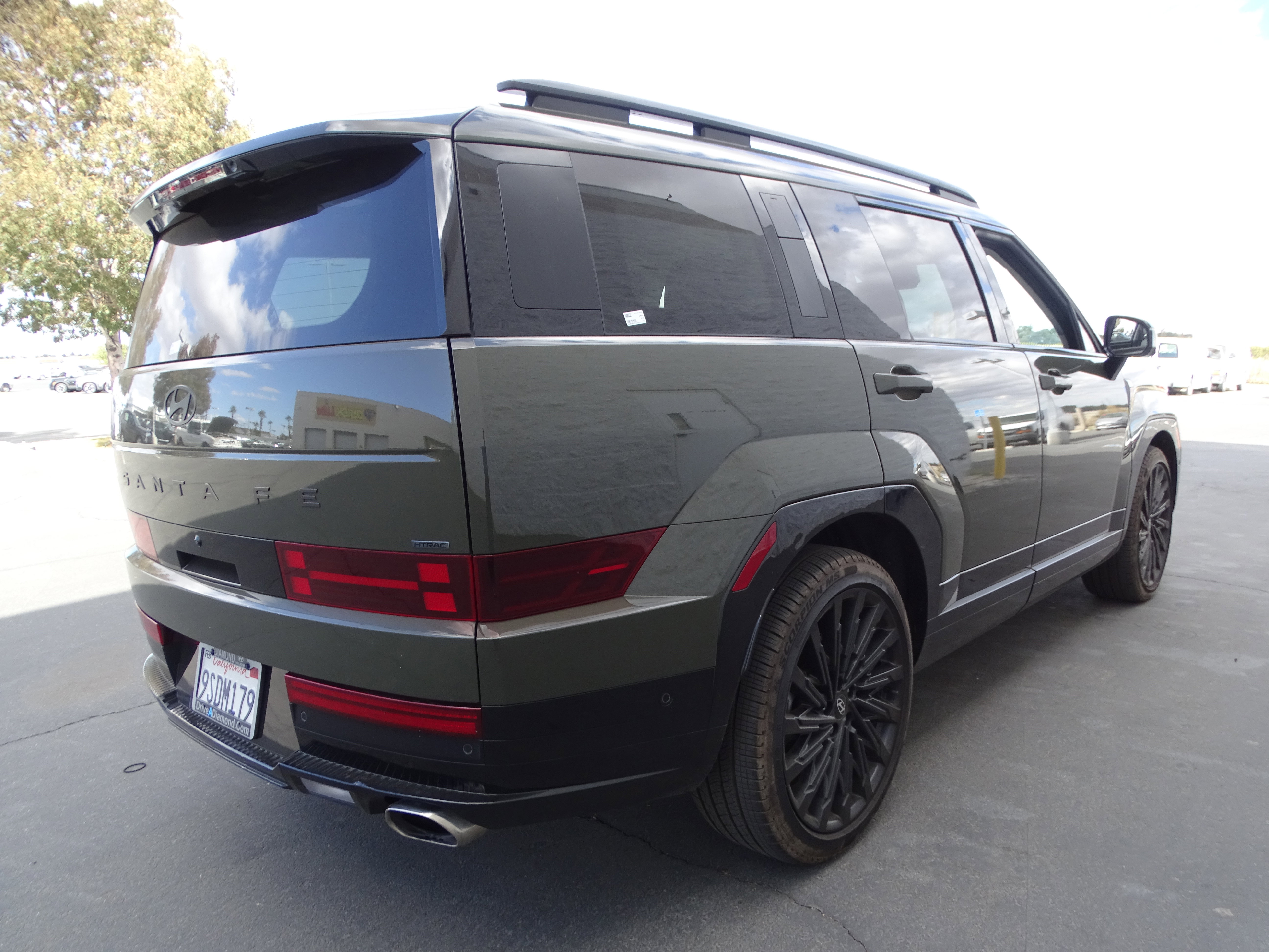 Used 2024 Hyundai Santa Fe Calligraphy image 3