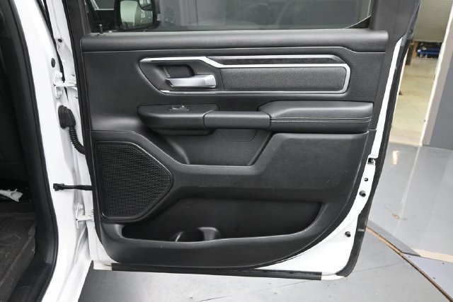 Used 2022 RAM 1500 Big Horn AWD/4WD image 16