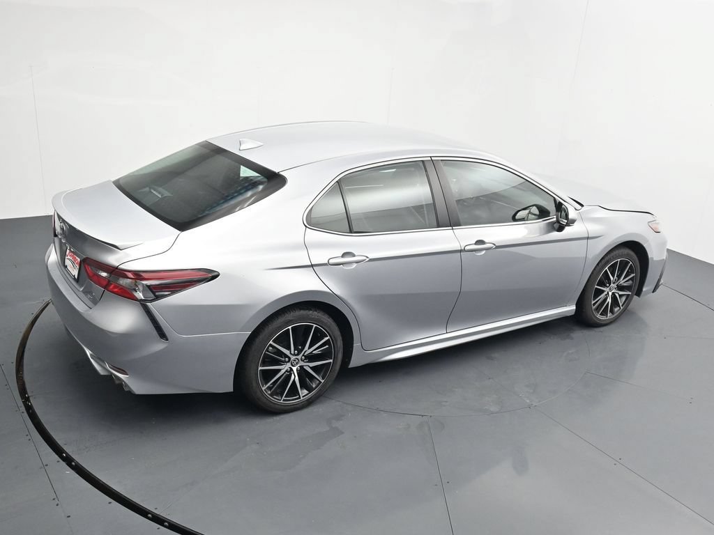 Used 2024 Toyota Camry SE FWD image 31