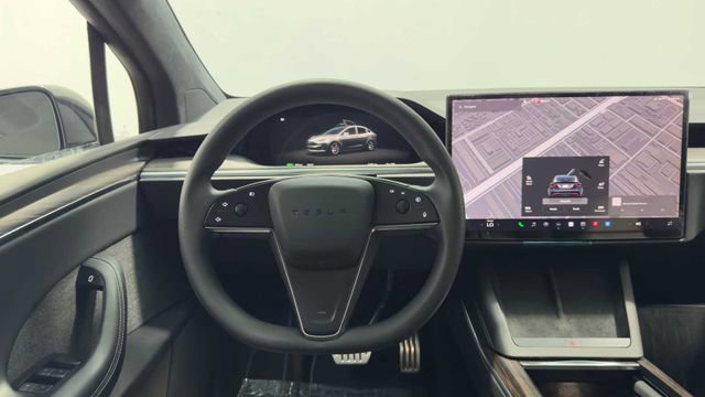 Used 2024 Tesla Model X AWD/4WD image 23