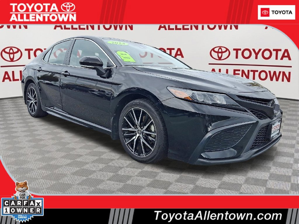 Used 2024 Toyota Camry SE