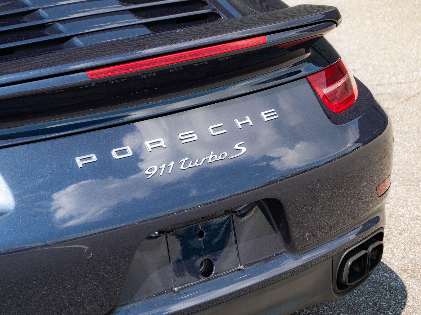 Used 2016 Porsche 911 Turbo S AWD/4WD image 28