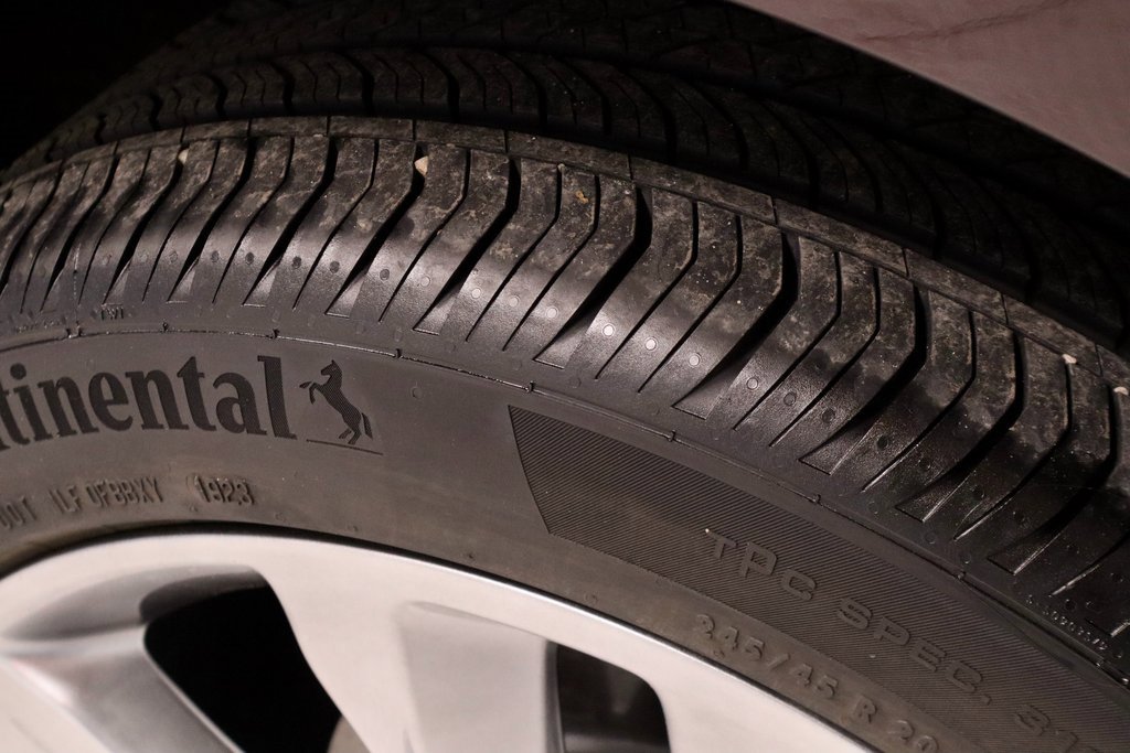 Used 2023 Buick Envision Avenir image 20