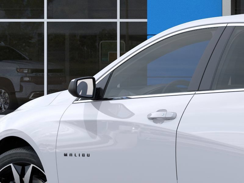 New 2025 Chevrolet Malibu RS FWD image 12